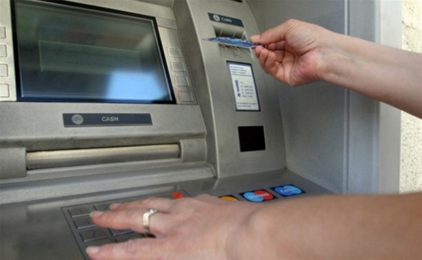 В похищенном в Алексине банкомате находилось 2,5 млн рублей