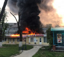 На ул. 9 Мая в Туле сгорел рынок «Салют»