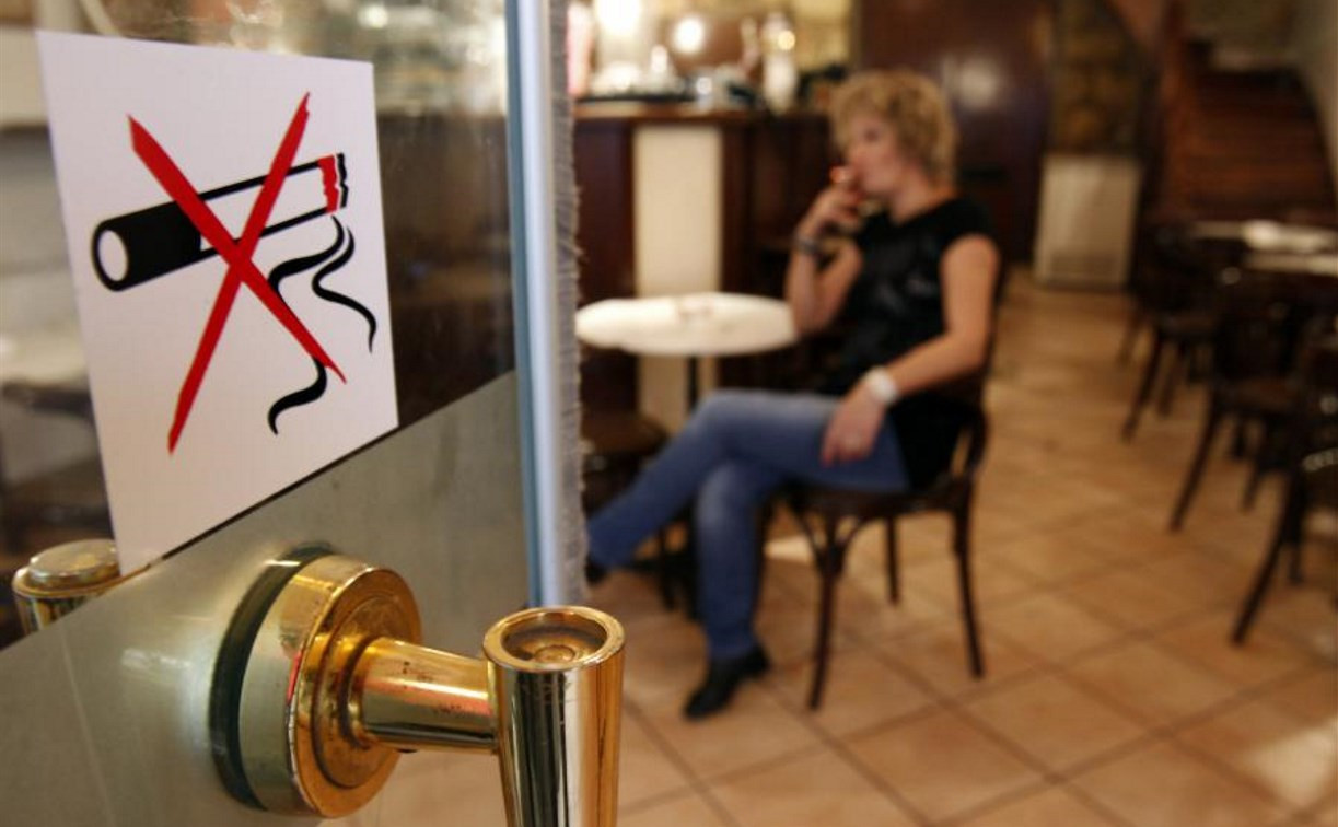 За курение и пьянство в общественных местах наказаны 475 человек