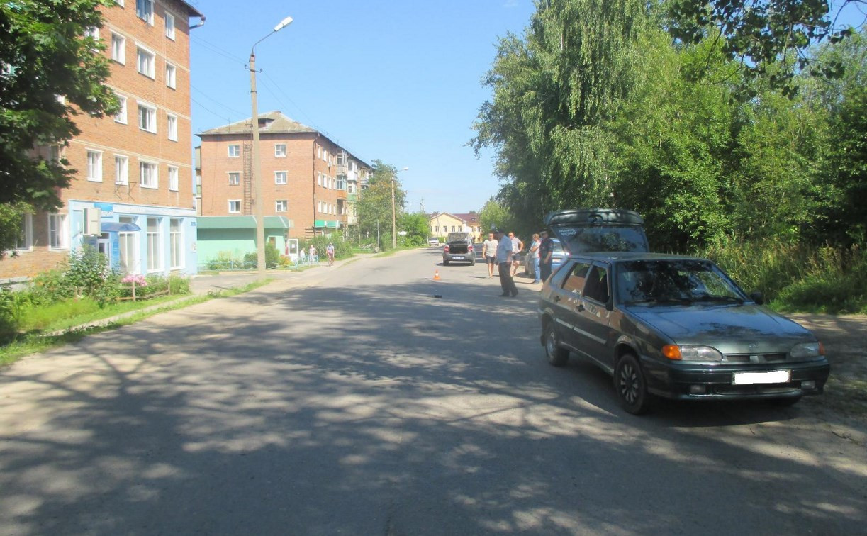 В Суворове четырехлетний мальчик попал под колеса автомобиля
