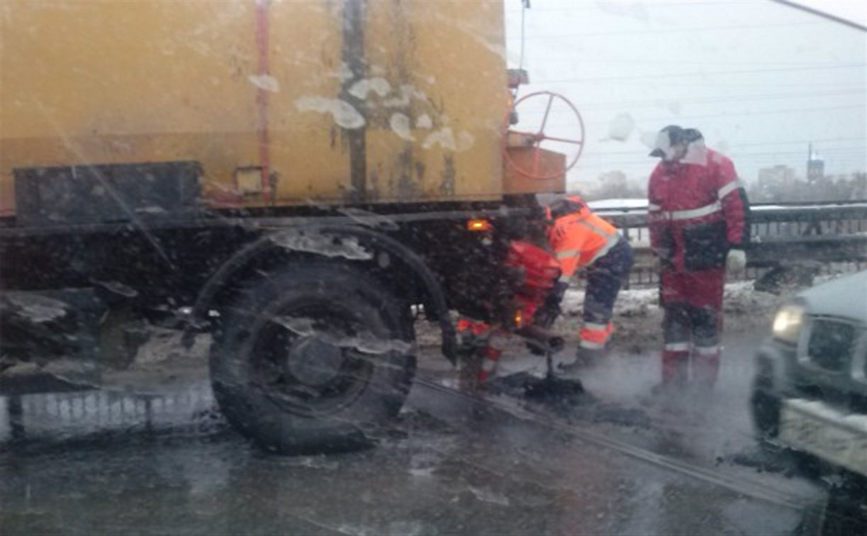 В Туле начали аварийно-восстановительный ремонт дорог