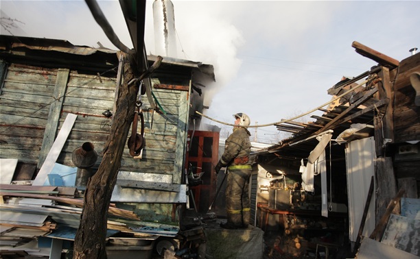 Дом на ул. Руднева в Туле тушили 6 пожарных расчетов
