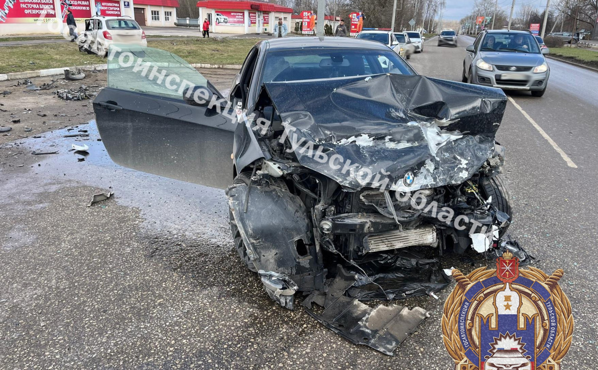 На Пасху два человека попали в больницу из-за пьяного водителя на Renault 