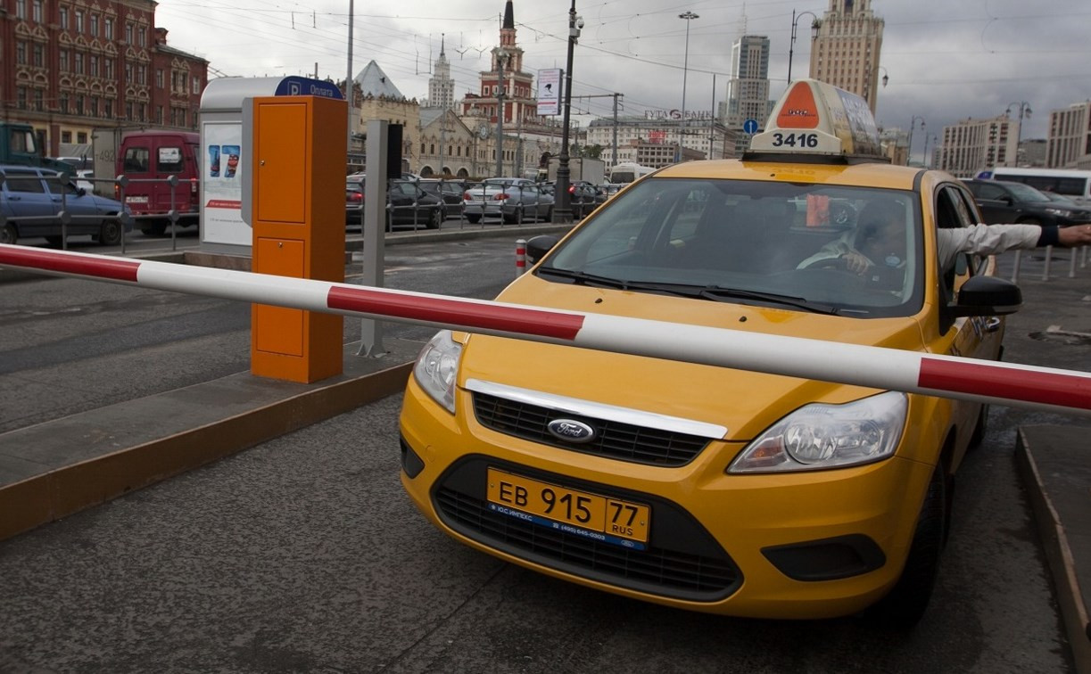 В городах России въезд транспорта в отдельные зоны могут сделать платным