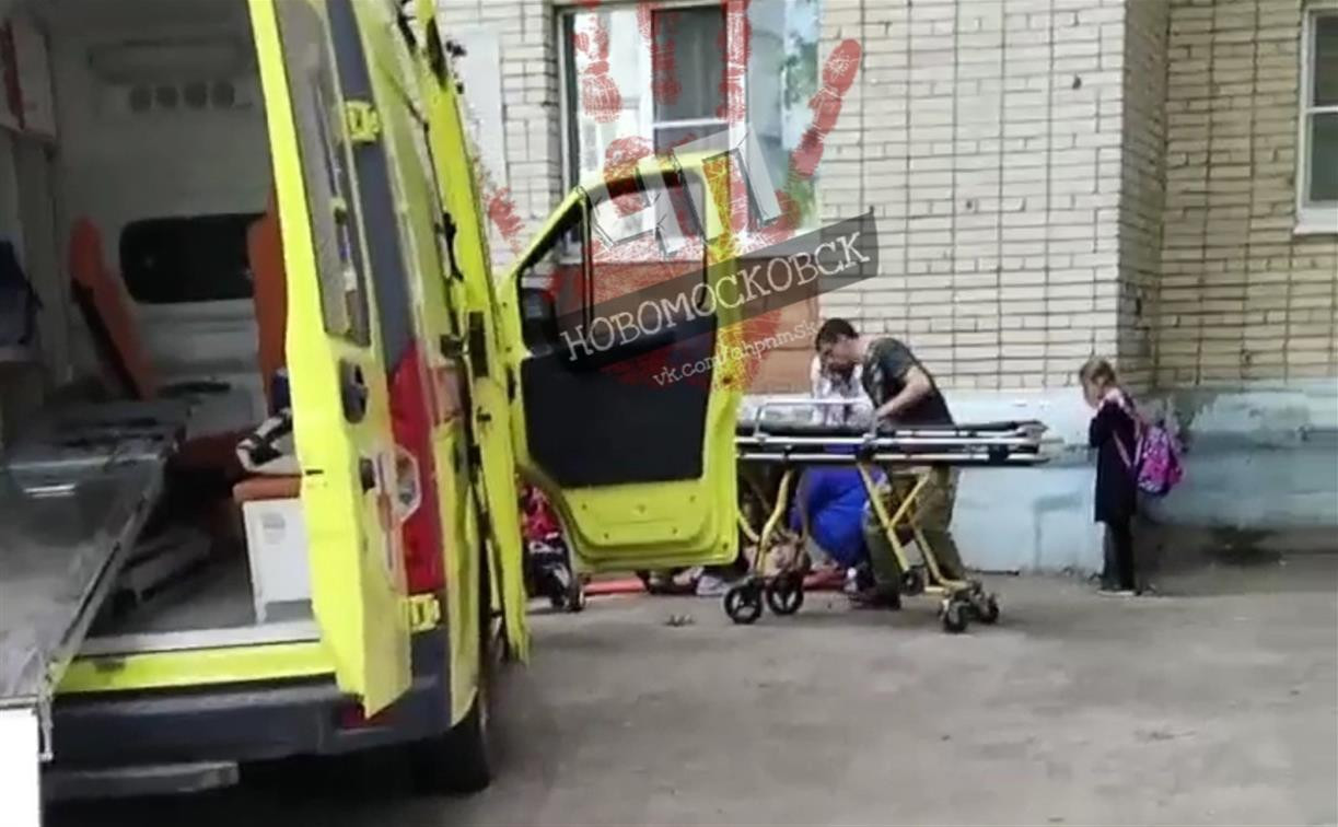 В Новомосковске из окна общежития выпал 4-летний ребенок