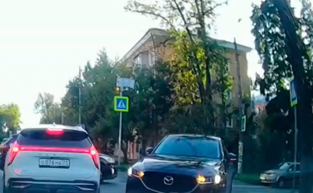 В Туле водитель кроссовера совершил «неописуемое»