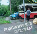 Легковушка и трамвай столкнулись на Фридриха Энгельса в Туле