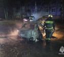 Ночью в Донском сгорела машина: местные жители уверены, что это поджог