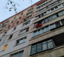 Стало известно о состоянии детей, выпавших из окна на ул. Степанова в Туле