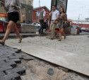 На тульских тротуарах уложено уже более 26 тысяч квадратных метров плитки