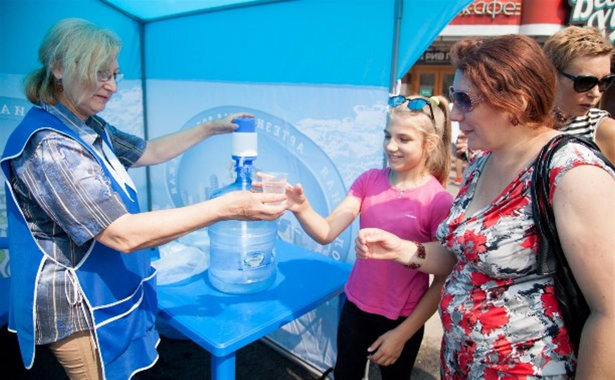 Жара! В Туле 11 июня будут бесплатно раздавать питьевую воду 