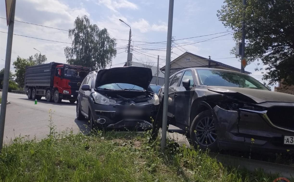 В ДТП на Московском шоссе пострадали два человека