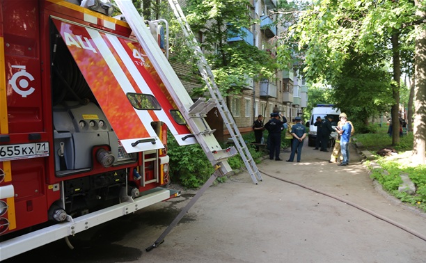 Пожар в Туле тушили 43 человека