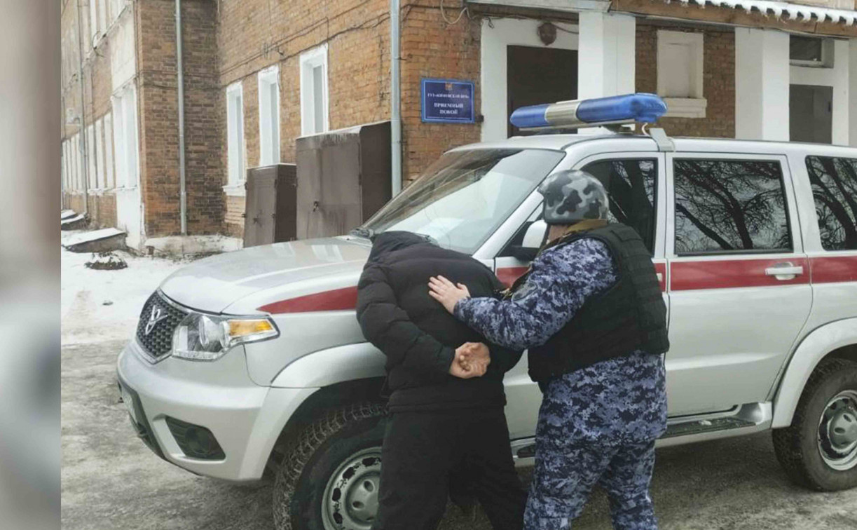 В Кимовске буйный пациент разгромил кабинет в больнице