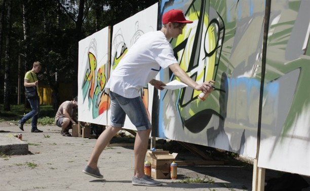 Молодые туляки попытали свои силы на конкурсе граффити