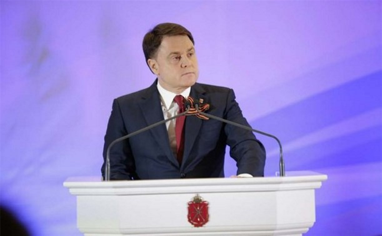 Владимир Груздев предложил принимать присягу главам администраций и муниципалитетов