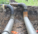«Власти в городе нет»: из-за ремонта водопровода жители Советска полтора месяца живут без горячей воды