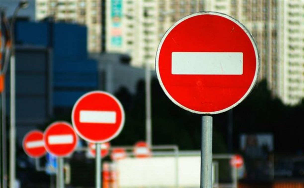 Житель Белёвского района похитил дорожные знаки с автотрассы