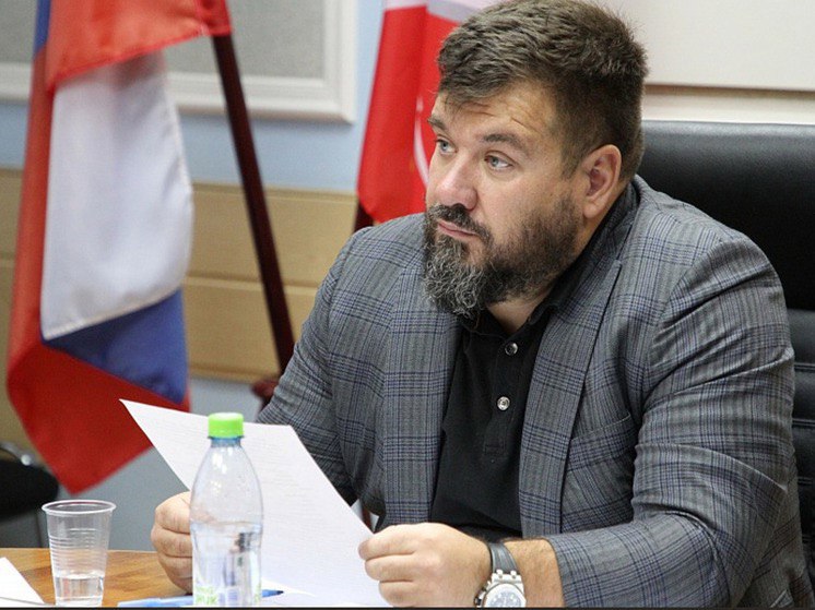 Депутату Илье Степанову выразили благодарность за решение проблемы с электричеством