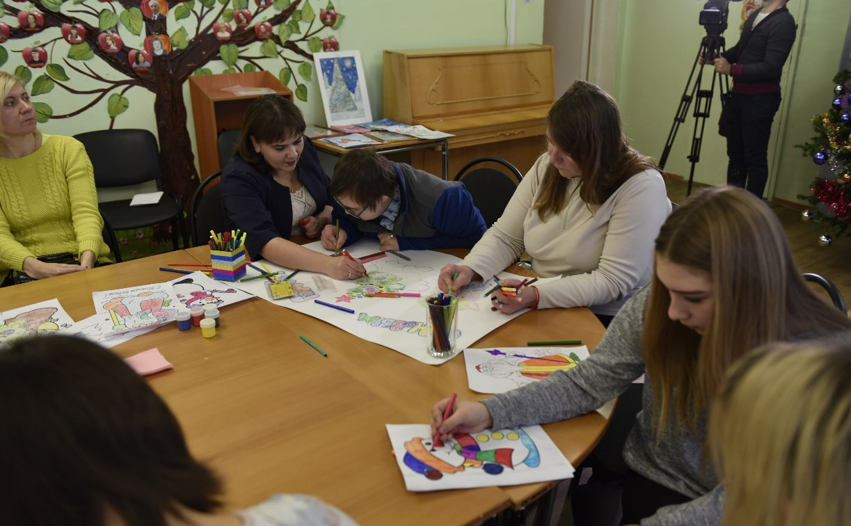 Компания «Полипласт Новомосковск» организовала утренник для детей