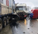 В Тульской области при столкновении трех грузовиков пострадал один человек