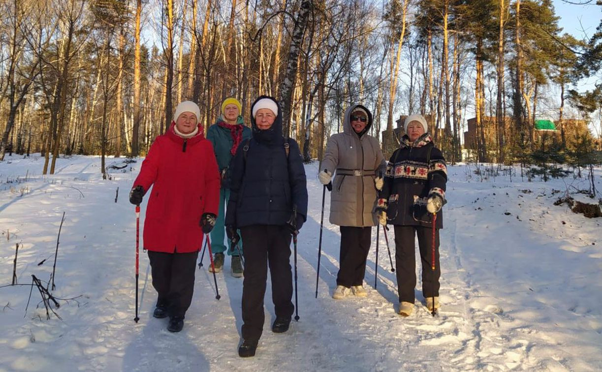 В Туле на Рождество активные пенсионеры прошли 10 000 шагов