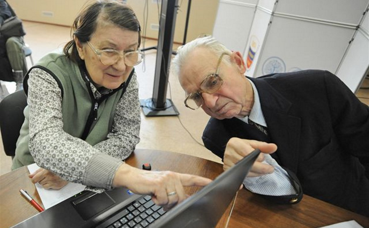 Тульских пенсионеров приглашают сразиться в знании компьютера