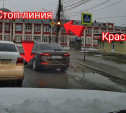 «Накажи автохама»: на Веневском шоссе плохо видно красный сигнал светофора?