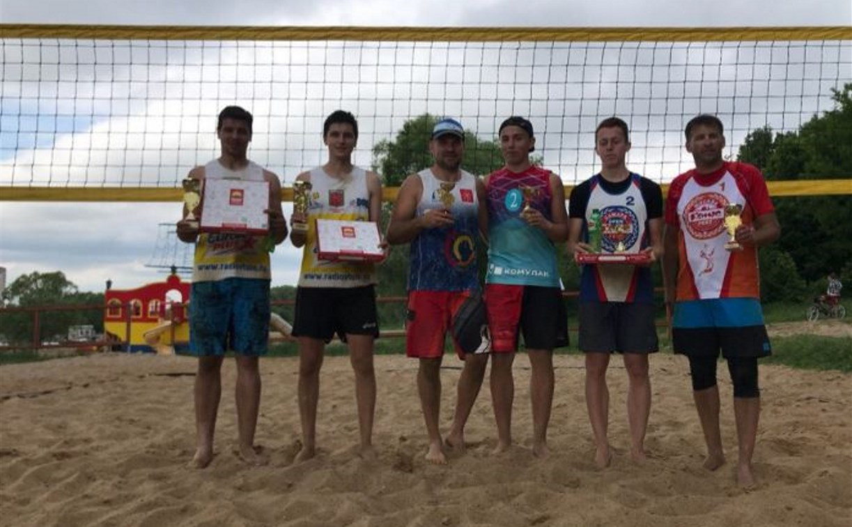 В Туле завершился второй этап чемпионата области по пляжному волейболу