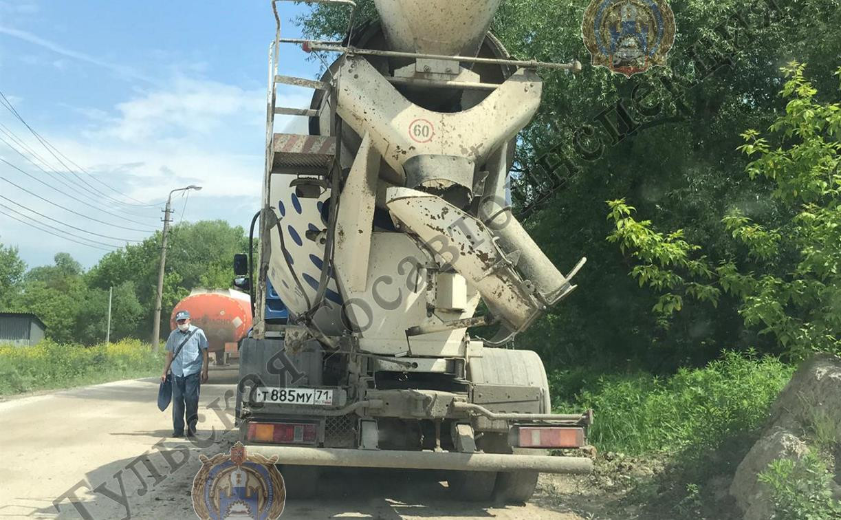 В Туле сотрудники ГИБДД поймали «бесправного» водителя бетономешалки
