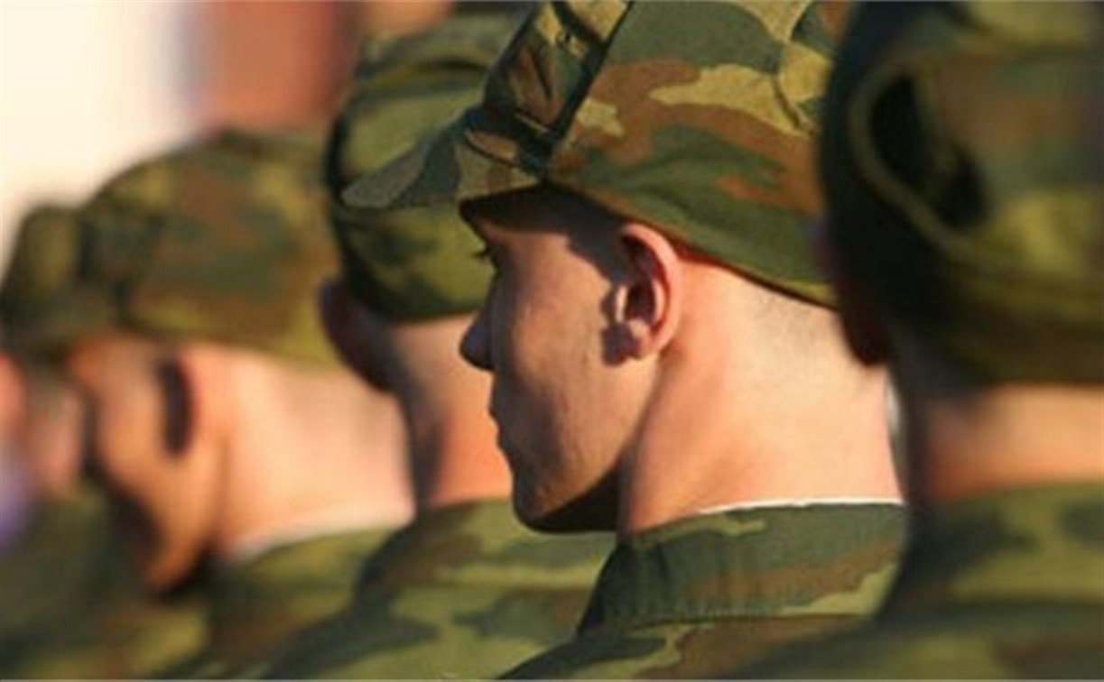 Из-за коронавируса выпускники школ в России получат отсрочку от армии