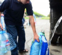 Масштабное отключение водоснабжения в Туле: Жителям бесплатно раздают питьевую воду