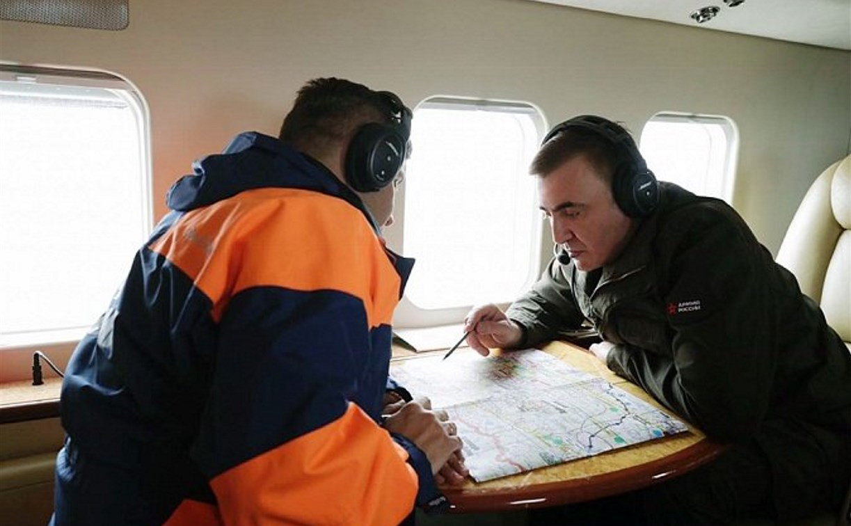 Алексей Дюмин с вертолета проверил готовность региона к пожароопасному периоду 