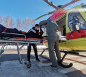 16-летнюю тулячку с травмой позвоночника доставили в больницу на вертолете: репортаж 