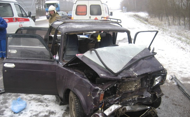 В ДТП на трассе Тула-Новомосковск погибли два человека
