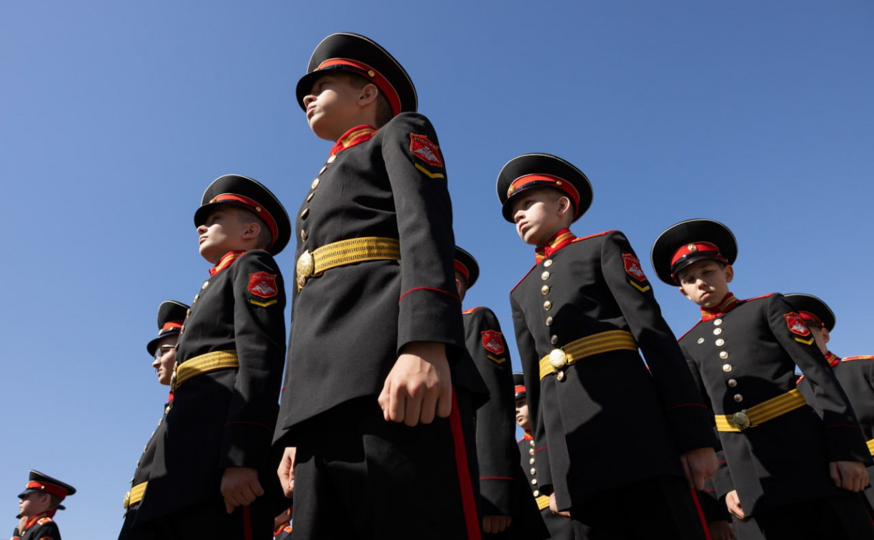 В Тульском суворовском военном училище прозвенел последний звонок
