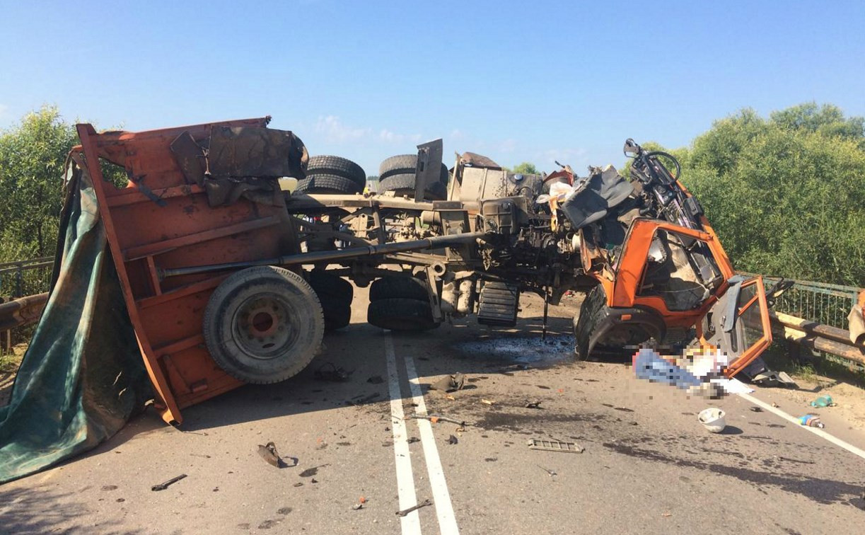 Подробности страшного ДТП под Ясногорском: в лобовом столкновении погиб водитель самосвала
