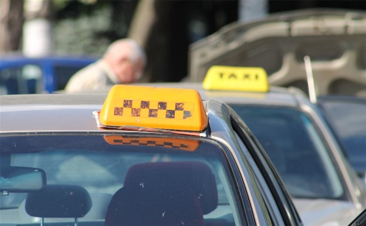 В 2014 году разрешение на частный извоз в Туле получили только 327 таксистов