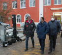 Дмитрий Миляев проверил, как идет ремонт вечерней школы на ул. Зорге