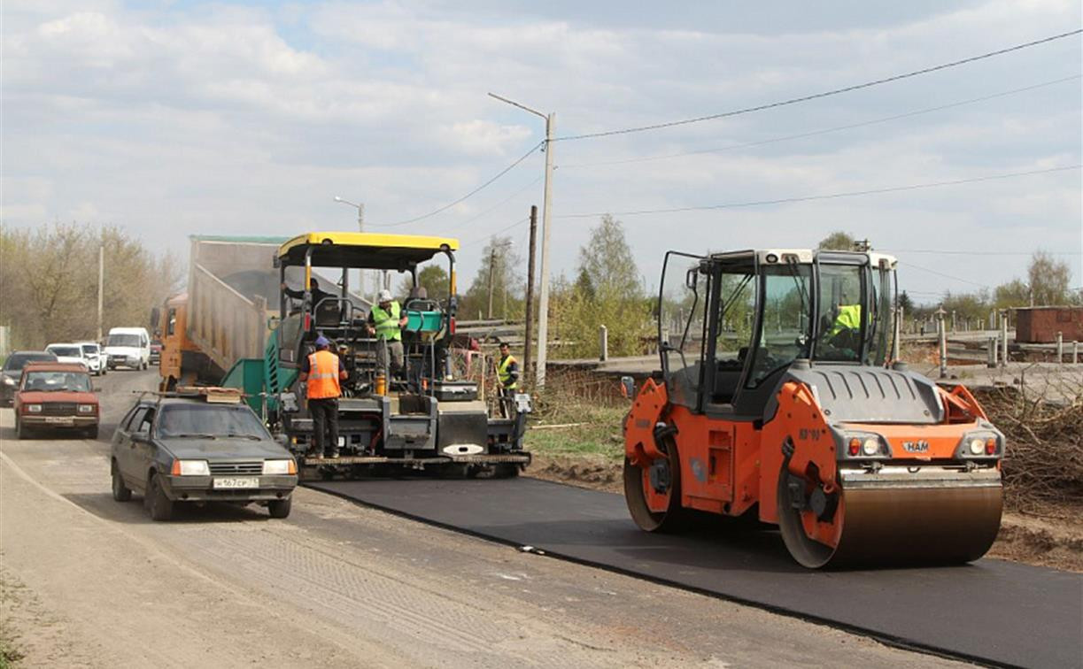 Начался ремонт дорожного полотна на Епифанском шоссе в Туле