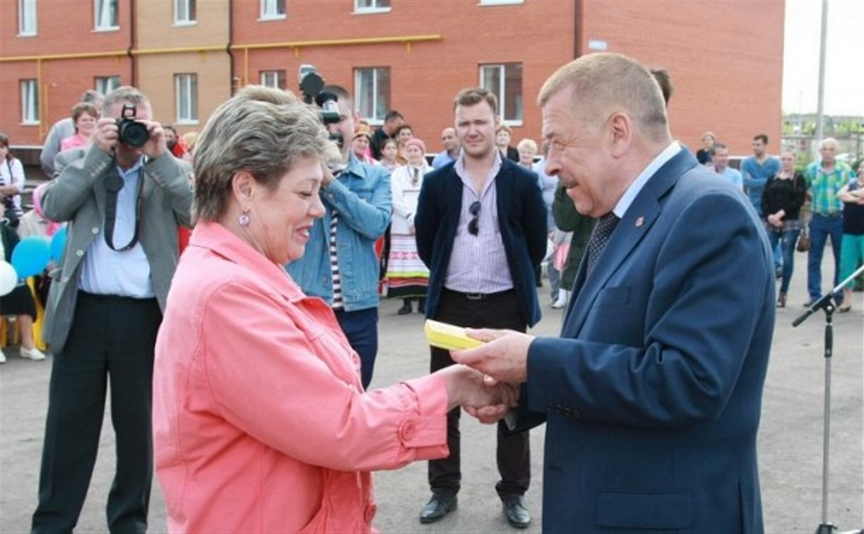 79 семей получили ключи от новых квартир в Кимовске