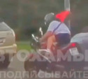 На ул. Рязанской мотоциклиста выбили из седла: видео