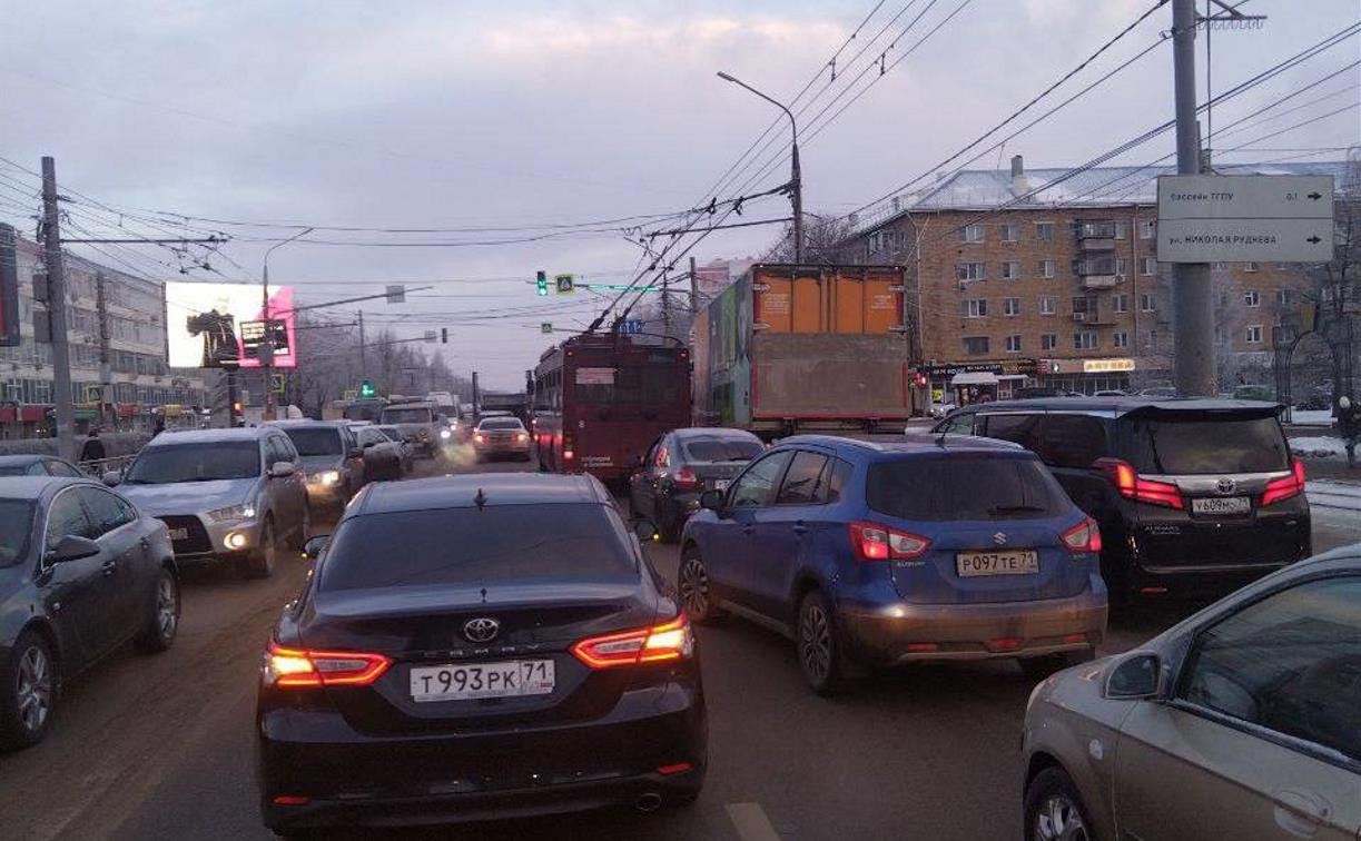ДТП на проспекте Ленина спровоцировало огромную пробку