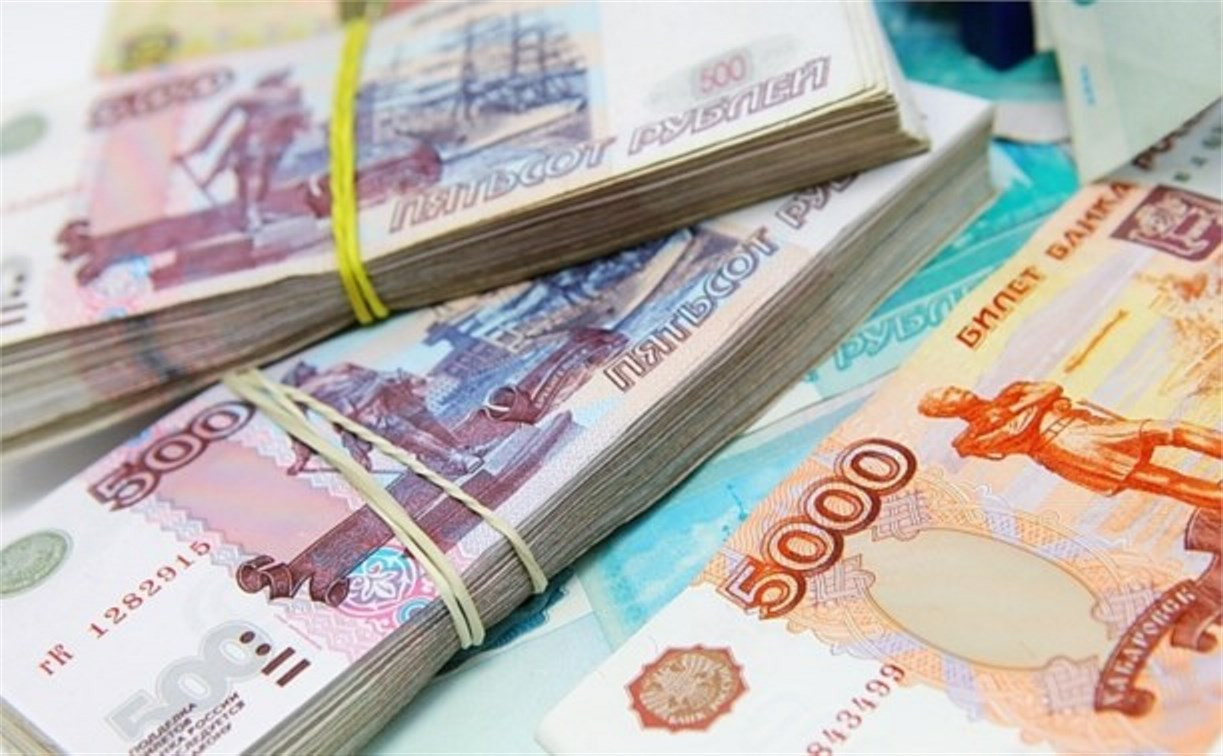За нападение на полицейских с ножом тулячка заплатит 80 000 рублей