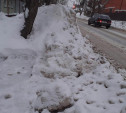 Городская снегоуборочная техника завалила выходы из частных домов на ул. Дульной в Туле