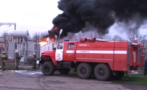  На место пожара в Плавске Тульской области направлены 16 пожарных расчетов