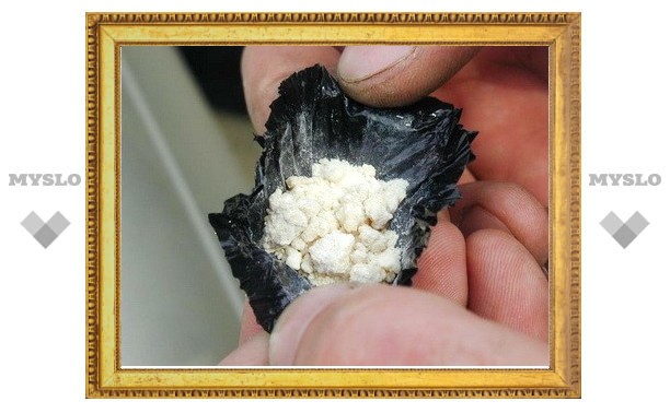 Сотрудник колонии пойман с героином