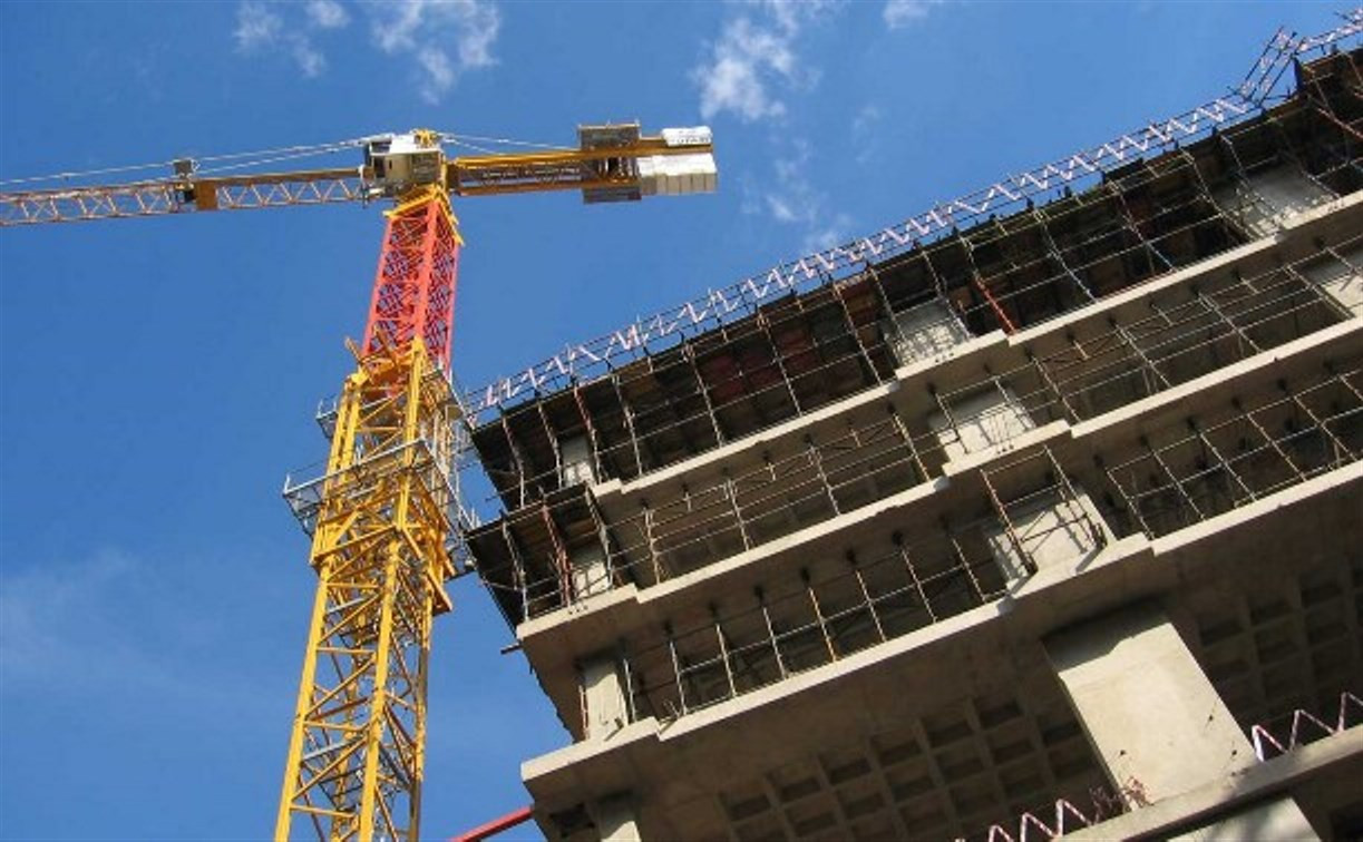 Решение о возможности строительства многоэтажного дома на ул. Версаева вновь отложили