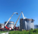 Крупный пожар на АО «Пластик» в Узловой: загорелась емкость с этилбензолом