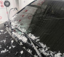 Оторвавшийся от телевышки в Скуратово кусок льда повредил несколько автомобилей
